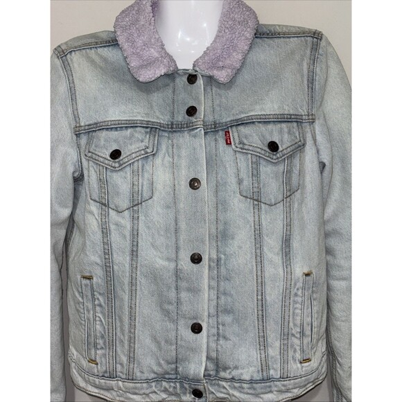 LEVI'S Women's Jean Jacket  Lavender Light Wash Size Medium - Picture 2 of 16